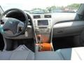 Black - Camry XLE Photo No. 12