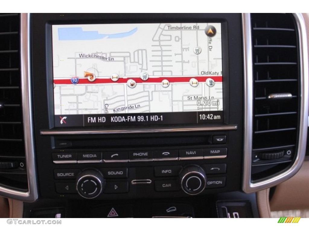 2016 Porsche Cayenne Standard Cayenne Model Navigation Photo #104684499