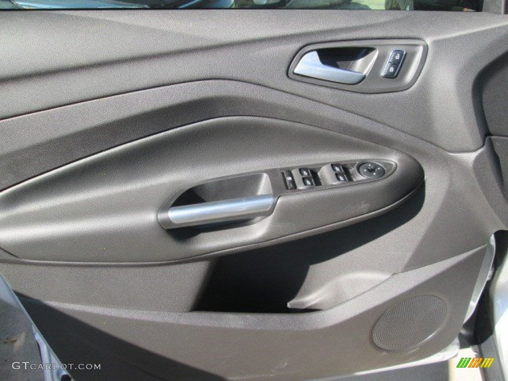 2015 Escape SE - Ingot Silver Metallic / Charcoal Black photo #25