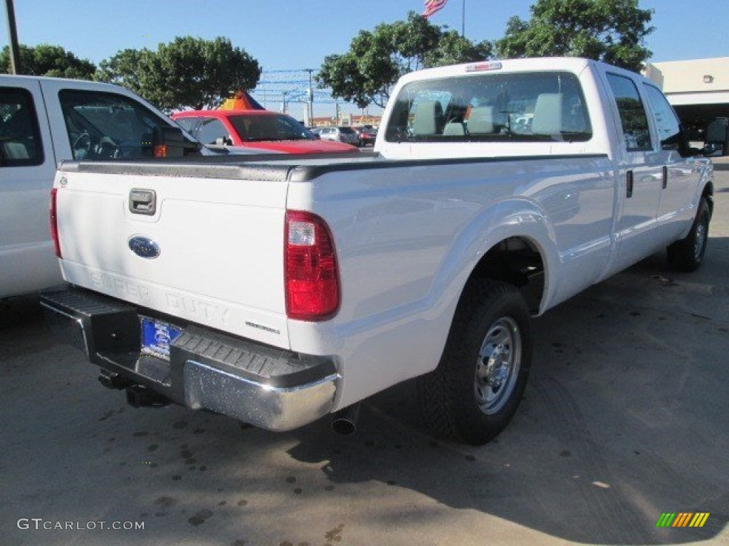 2015 F250 Super Duty XL Crew Cab - Oxford White / Steel photo #12