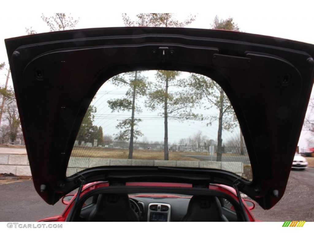 2005 Corvette Coupe - Precision Red / Ebony photo #21