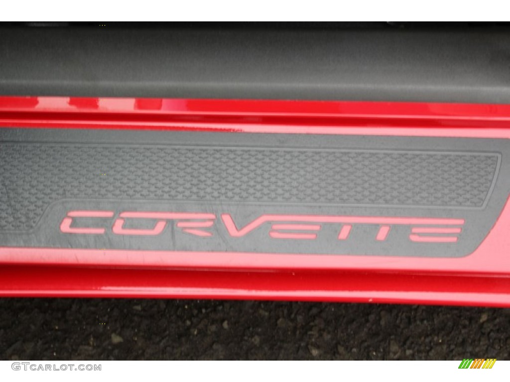2005 Corvette Coupe - Precision Red / Ebony photo #30