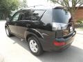 2007 Labrador Black Pearl Mitsubishi Outlander LS 4WD  photo #3