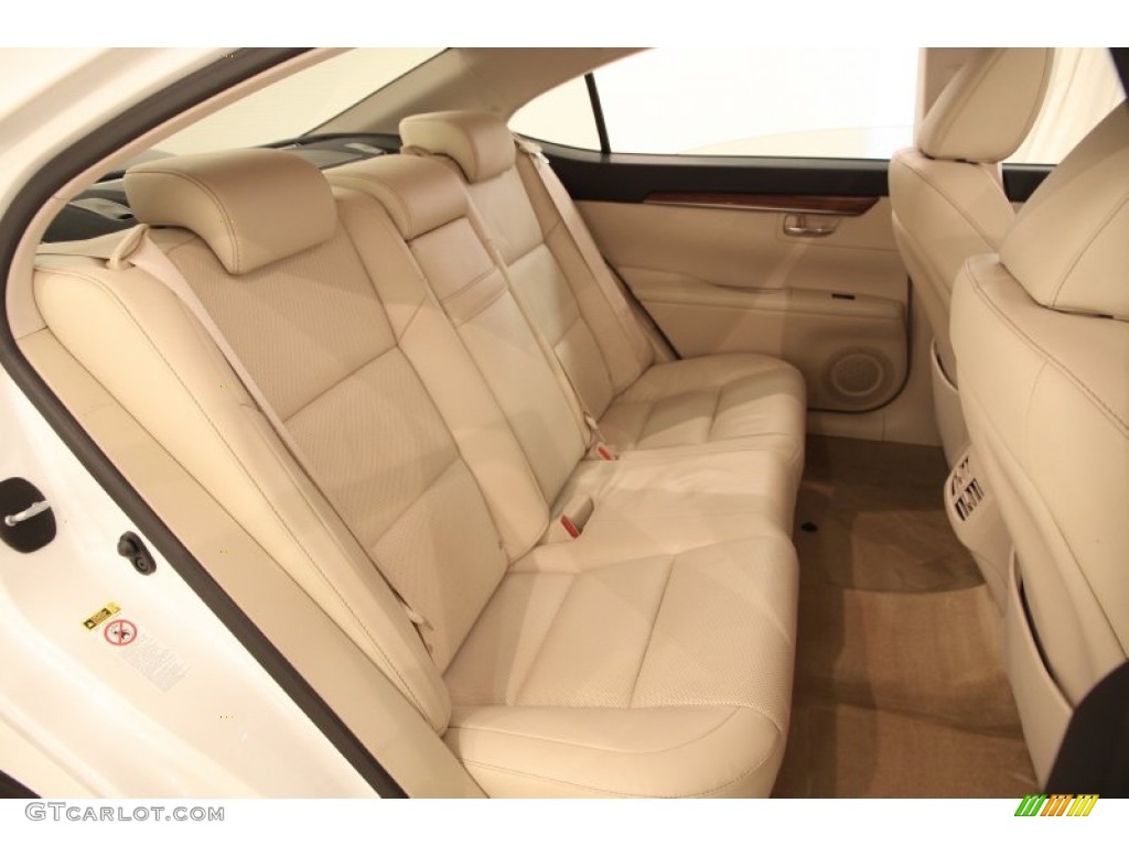 2014 Lexus ES 300h Hybrid Rear Seat Photo #104700183