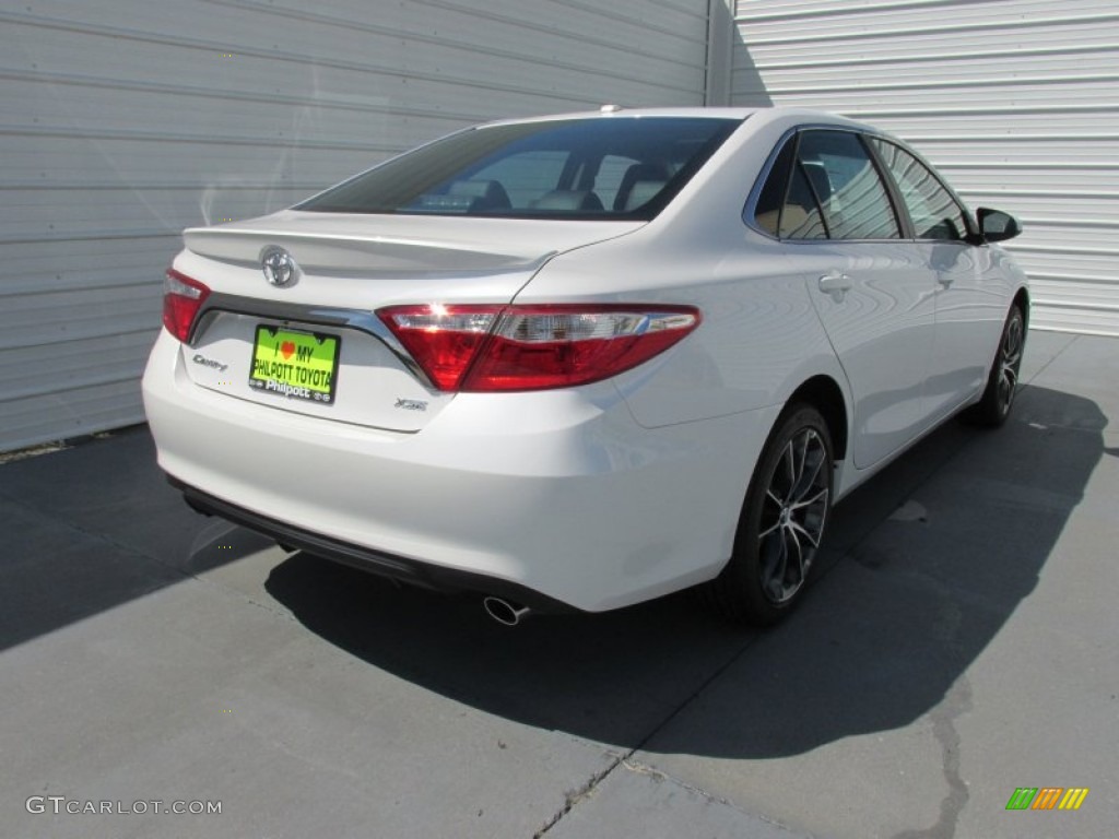 2015 Camry XSE V6 - Blizzard Pearl White / Black photo #4
