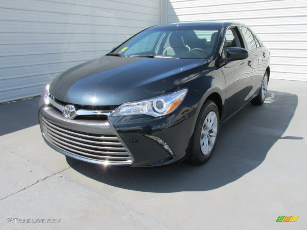 Cosmic Gray Mica 2015 Toyota Camry LE Exterior Photo #104703063