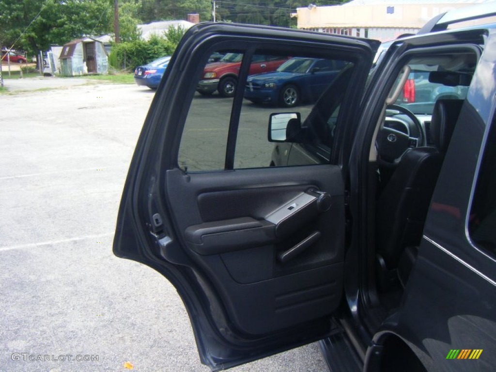 2007 Mountaineer Premier AWD - Black / Charcoal Black photo #10