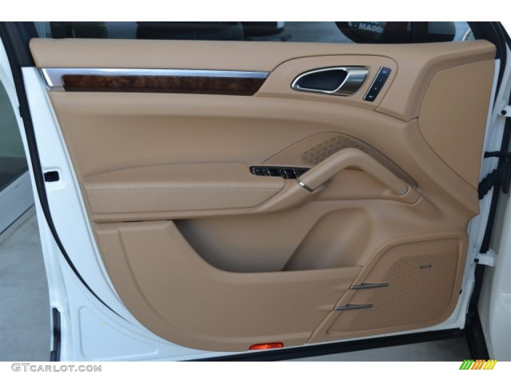 2011 Porsche Cayenne S Luxor Beige Door Panel Photo #104708967