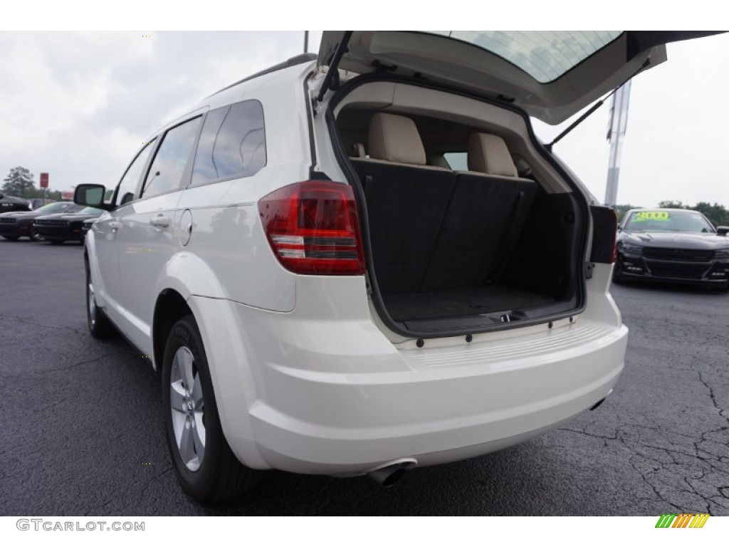 2010 Journey SXT - Stone White / Pastel Pebble Beige photo #13