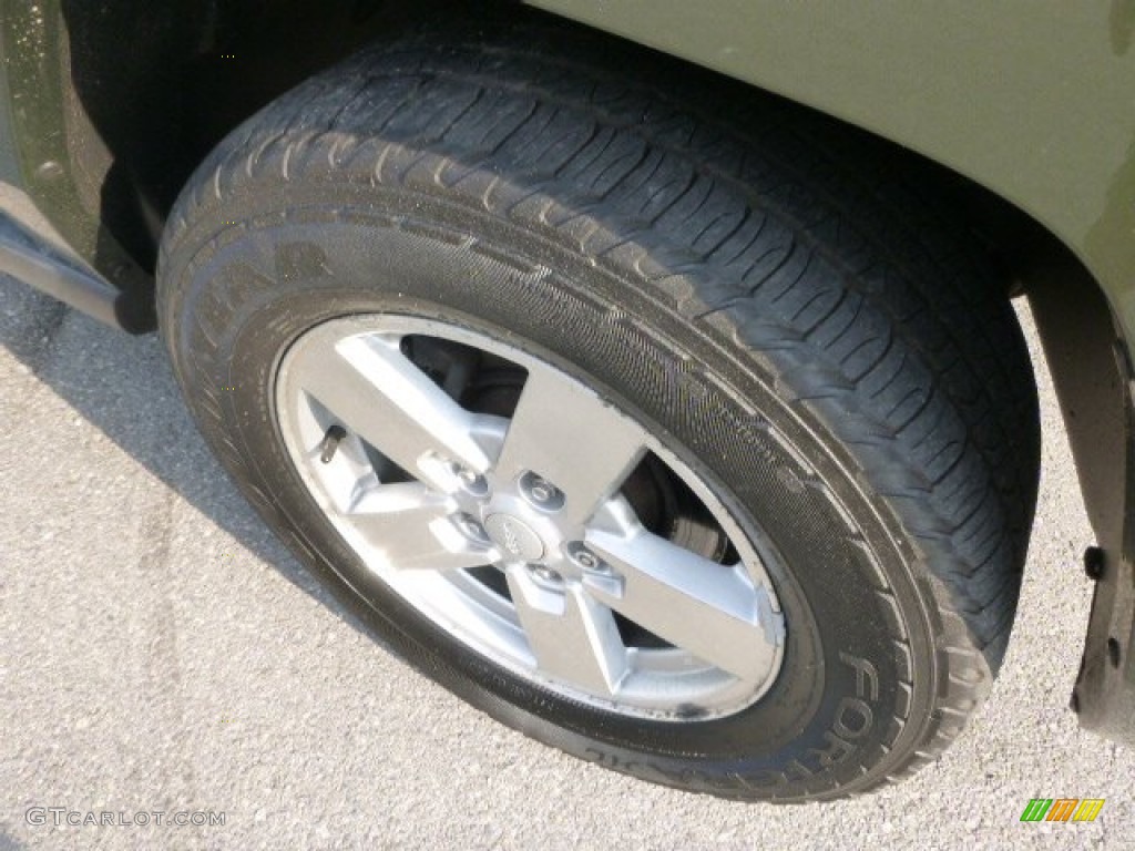 2007 Commander Limited 4x4 - Jeep Green Metallic / Dark Khaki/Light Graystone photo #4