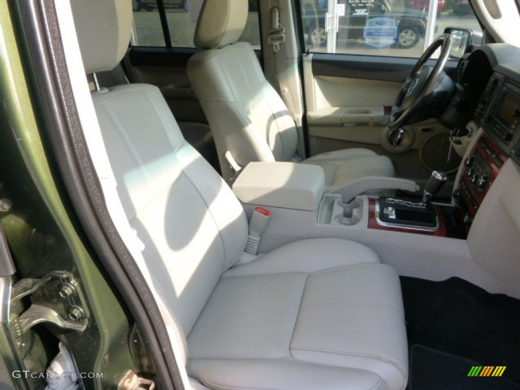 2007 Commander Limited 4x4 - Jeep Green Metallic / Dark Khaki/Light Graystone photo #11