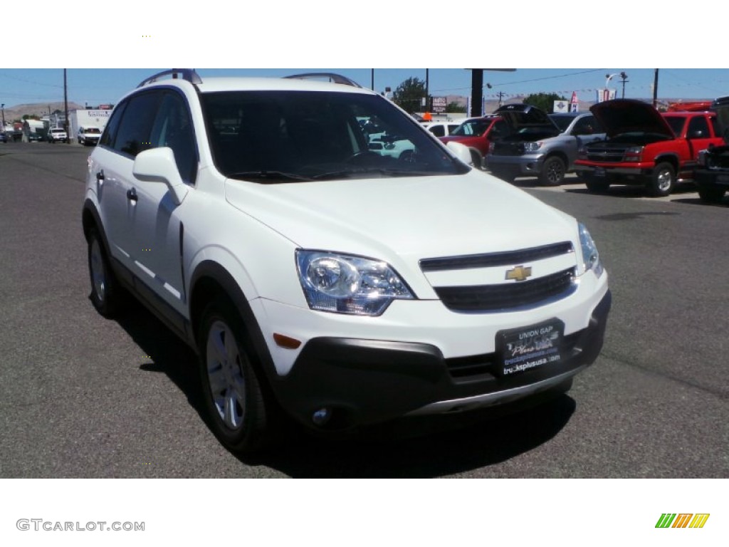 2013 Captiva Sport LS - Arctic Ice White / Black photo #8