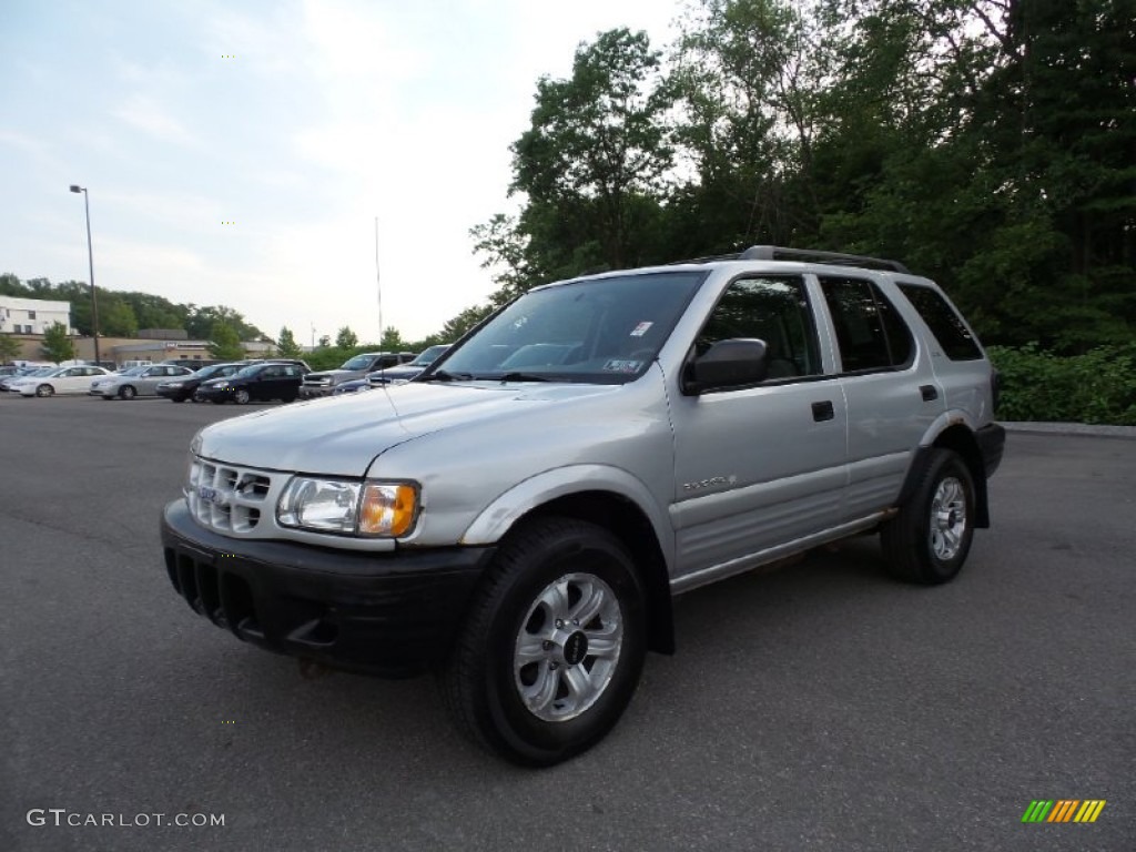 2001 Rodeo S 4WD - Bright Silver Metallic / Gray photo #1