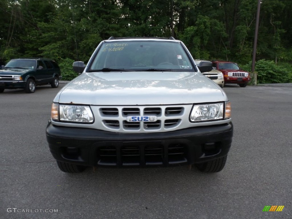 2001 Rodeo S 4WD - Bright Silver Metallic / Gray photo #2