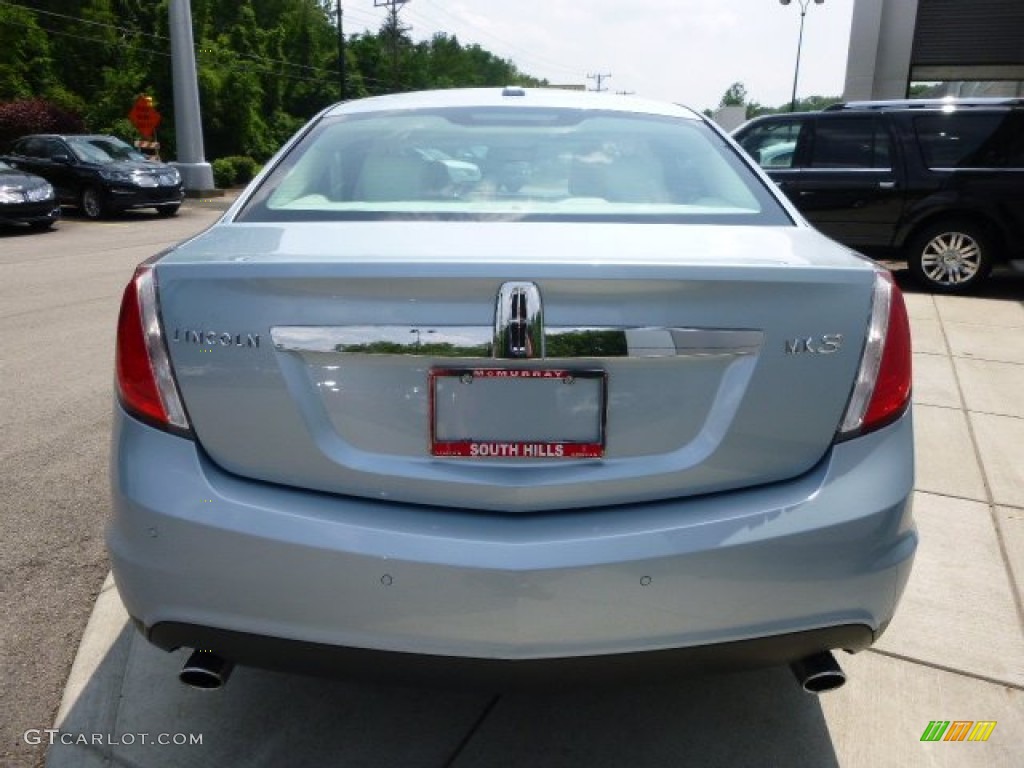 2009 MKS Sedan - Light Ice Blue Metallic / Cashmere photo #4