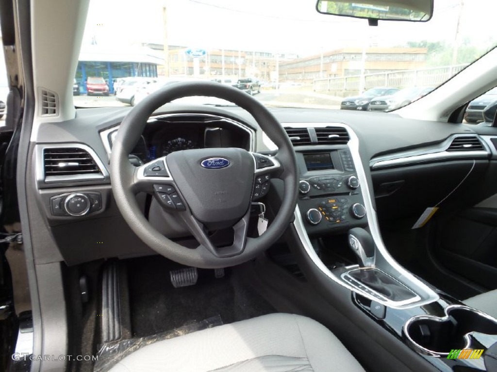 Medium Earth Gray Interior 2016 Ford Fusion Hybrid S Photo #104743838