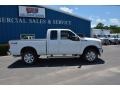 Oxford White - F350 Super Duty Lariat Super Cab 4x4 Photo No. 4