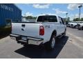 Oxford White - F350 Super Duty Lariat Super Cab 4x4 Photo No. 6