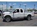 Oxford White - F350 Super Duty Lariat Super Cab 4x4 Photo No. 9