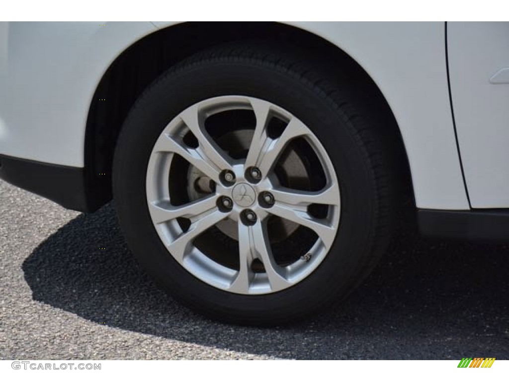 2014 Outlander SE - Diamond White Pearl / Beige photo #9