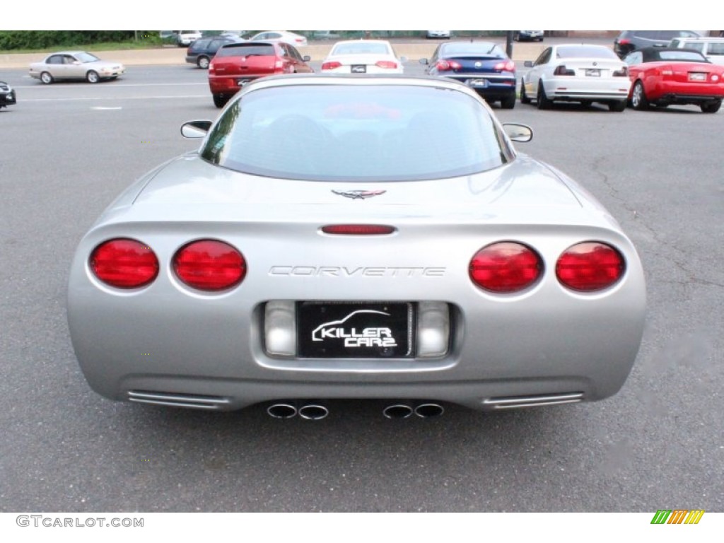 2004 Corvette Coupe - Machine Silver Metallic / Black photo #21