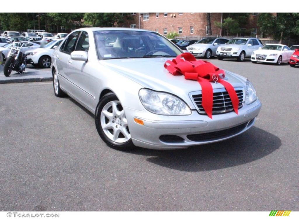 Brilliant Silver Metallic Mercedes-Benz S