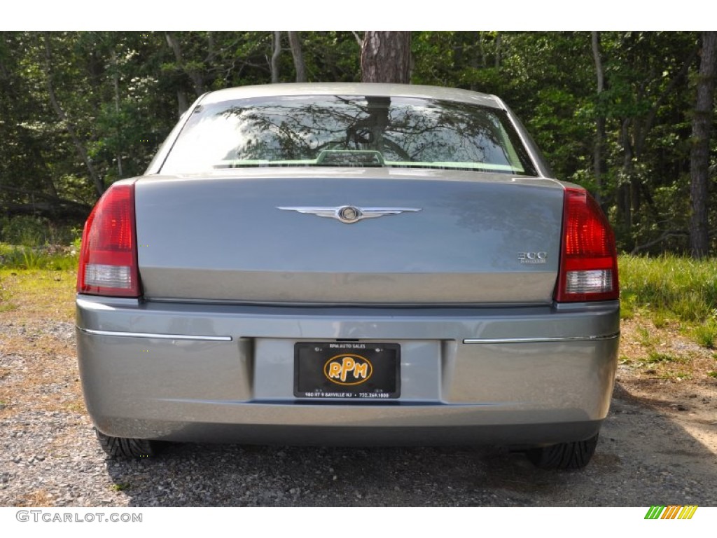 2006 300 Touring - Silver Steel Metallic / Dark Slate Gray/Light Graystone photo #6