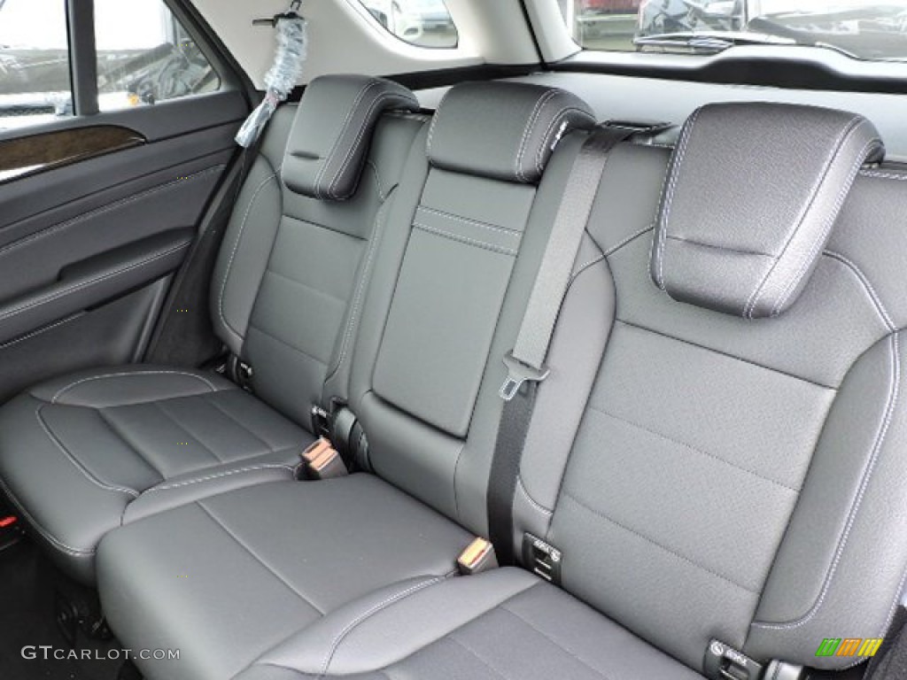 2015 ML 350 4Matic - Polar White / Black photo #6