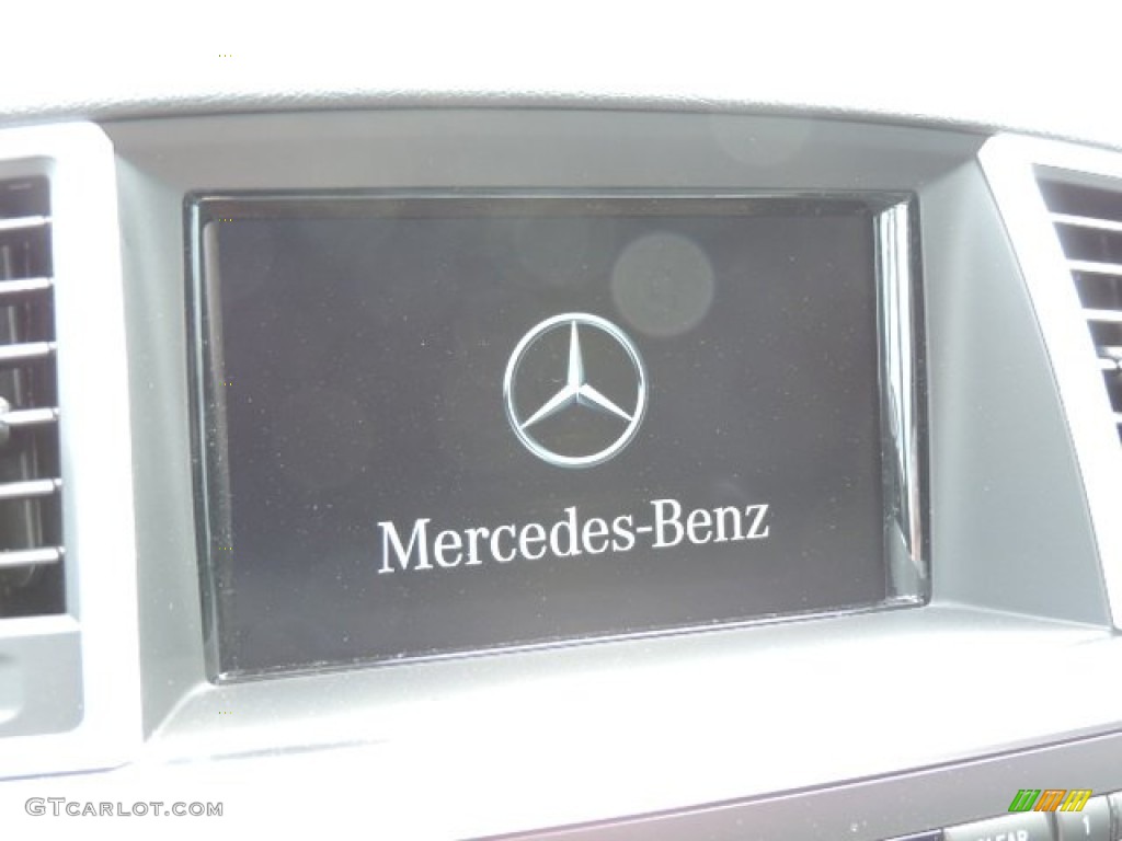 2015 ML 350 4Matic - Polar White / Black photo #14
