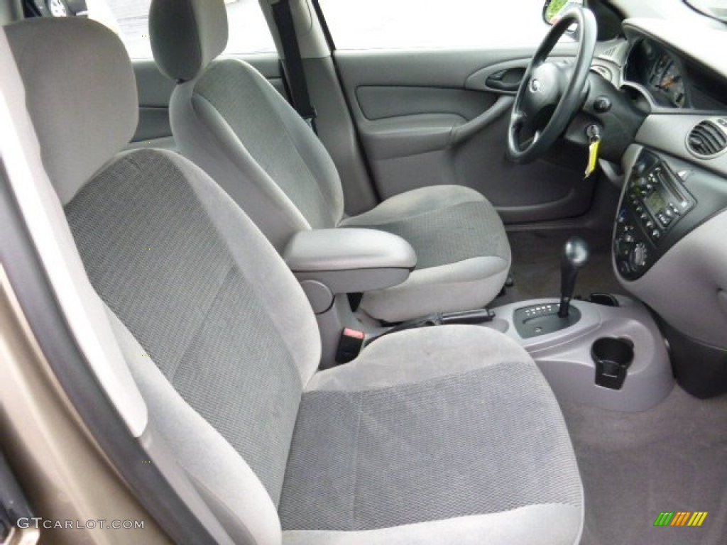 2003 Focus LX Sedan - Arizona Beige Metallic / Medium Graphite photo #10