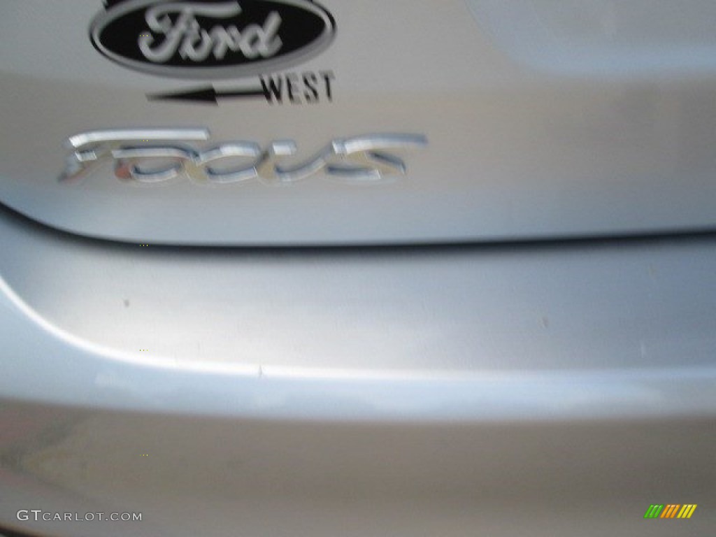 2015 Focus S Sedan - Ingot Silver Metallic / Charcoal Black photo #7
