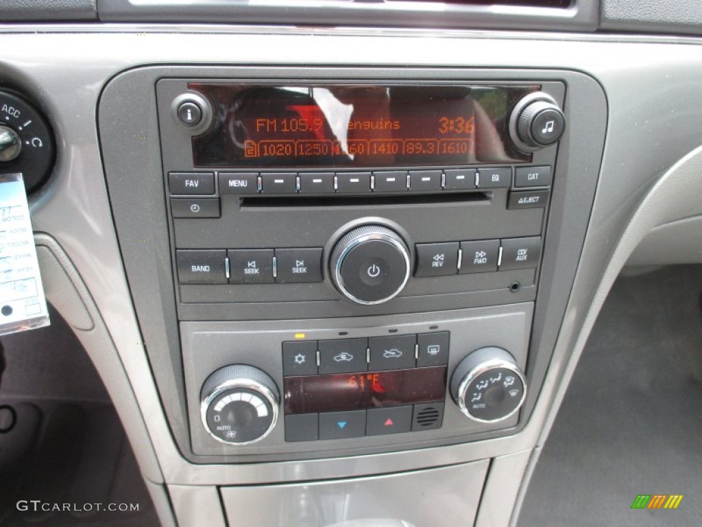 2009 Aura XR V6 - Ocean Mist / Gray photo #27