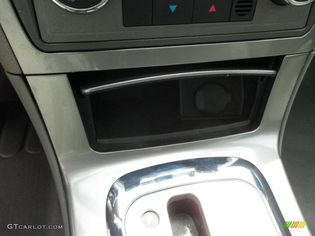 2009 Aura XR V6 - Ocean Mist / Gray photo #28