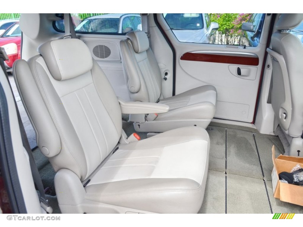 2007 Chrysler Town & Country Touring Rear Seat Photo #104784856