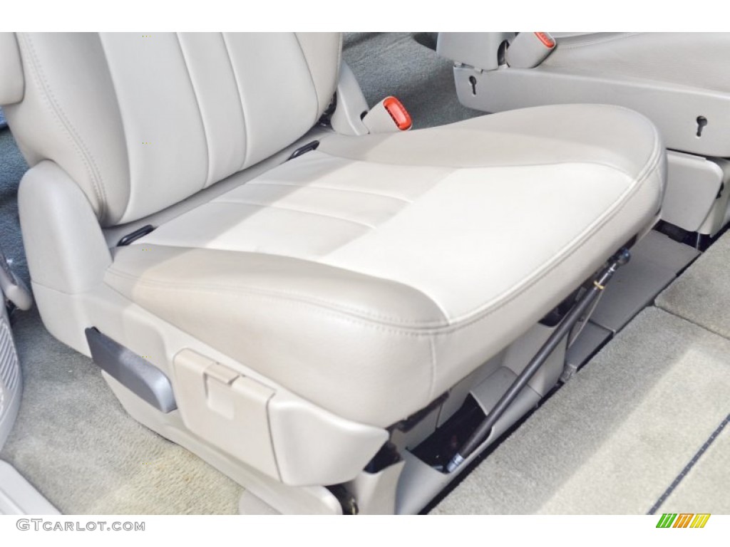 2007 Chrysler Town & Country Touring Rear Seat Photo #104784874
