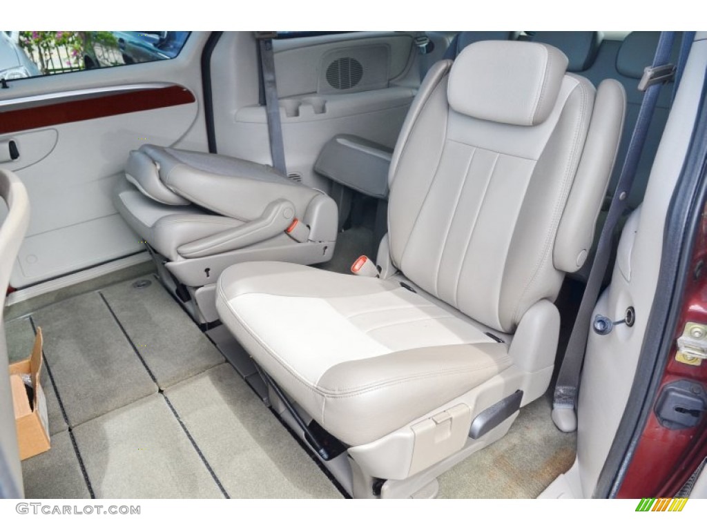 Medium Slate Gray Interior 2007 Chrysler Town & Country Touring Photo #104785924