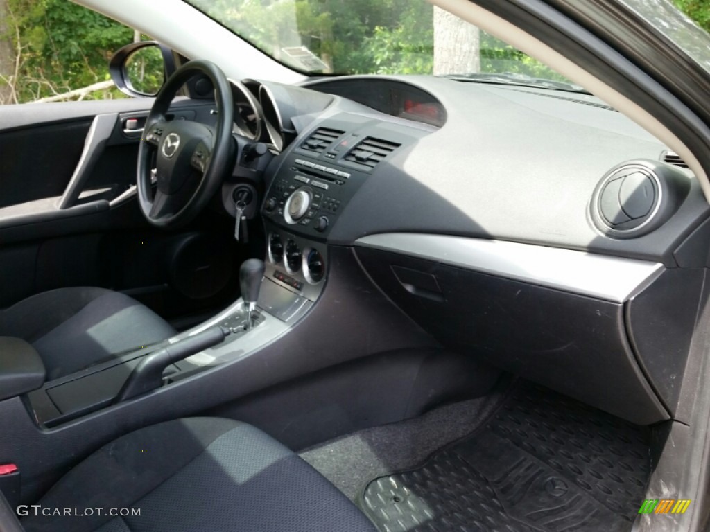 Black Interior 2010 Mazda MAZDA3 i SV 4 Door Photo #104788075