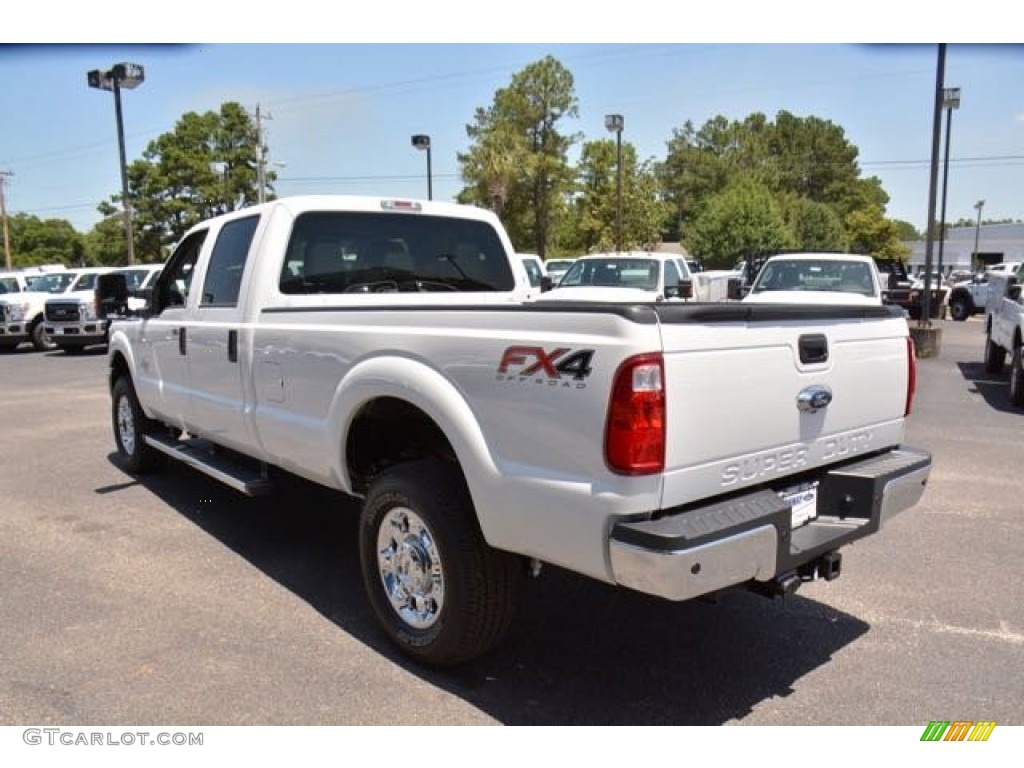 2015 F250 Super Duty XLT Crew Cab 4x4 - Oxford White / Steel photo #7