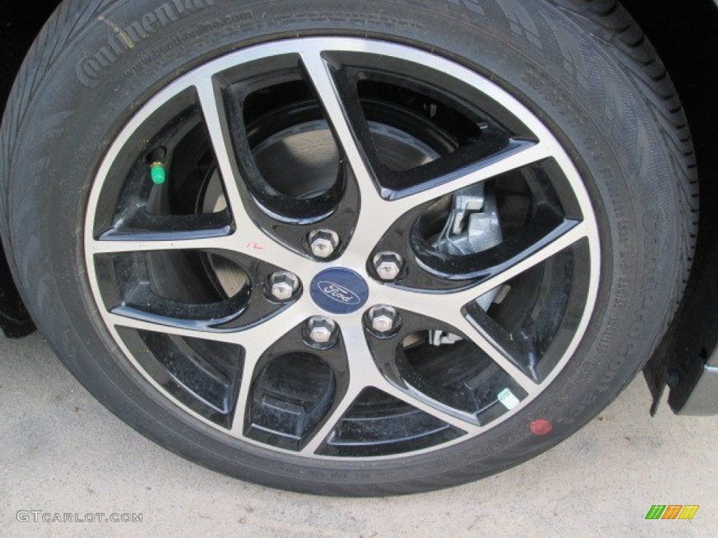 2015 Focus SE Sedan - Magnetic Metallic / Charcoal Black photo #3