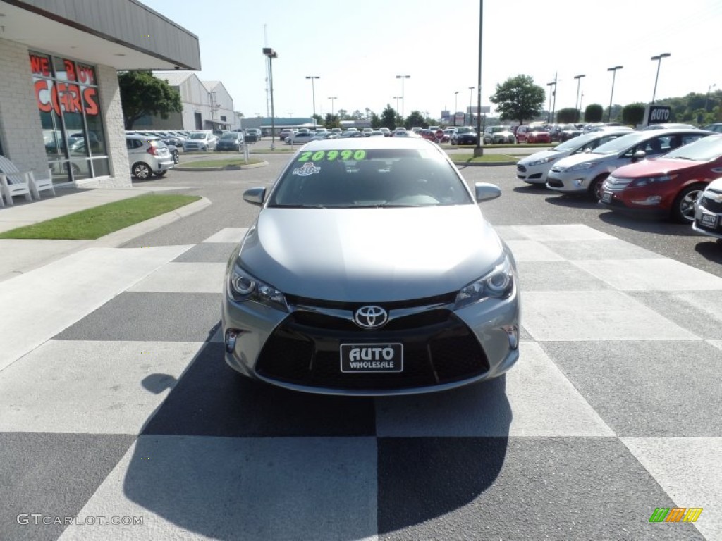 2015 Camry SE - Celestial Silver Metallic / Black photo #2