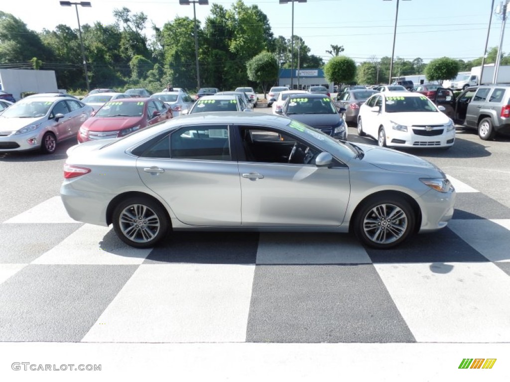 2015 Camry SE - Celestial Silver Metallic / Black photo #3