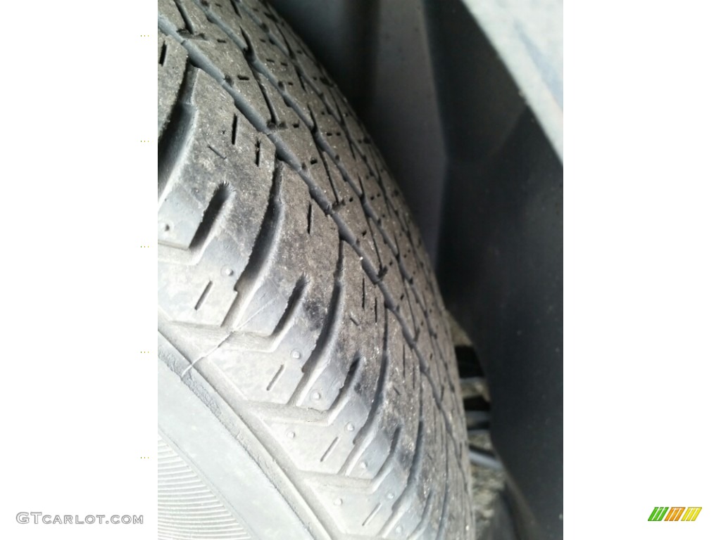 2013 Cruze LS - Cyber Gray Metallic / Jet Black/Medium Titanium photo #23