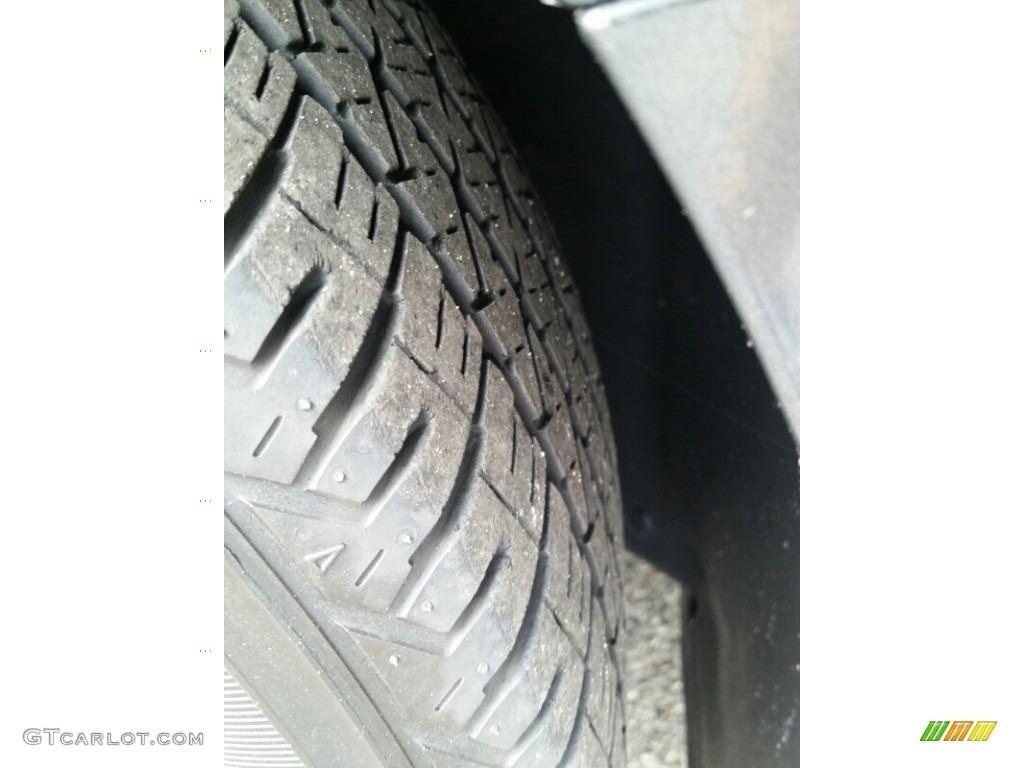 2013 Cruze LS - Cyber Gray Metallic / Jet Black/Medium Titanium photo #24