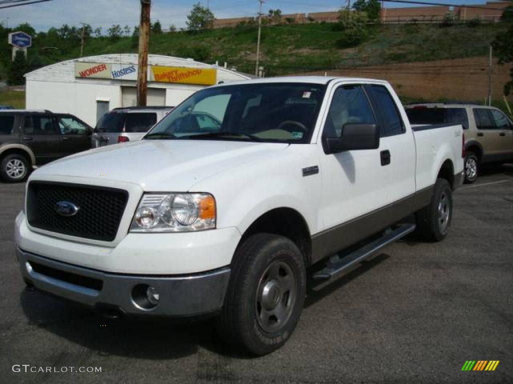 2006 F150 XLT SuperCab 4x4 - Oxford White / Tan photo #7