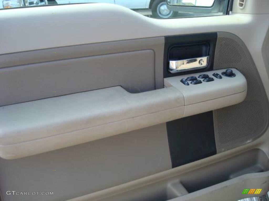 2006 F150 XLT SuperCab 4x4 - Oxford White / Tan photo #14