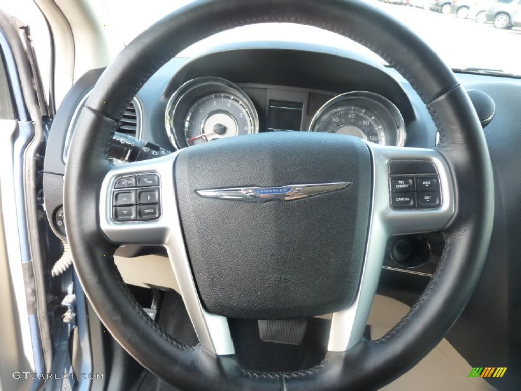 2012 Town & Country Touring - Sapphire Crystal Metallic / Black/Light Graystone photo #8