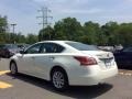 Pearl White - Altima 2.5 S Photo No. 6