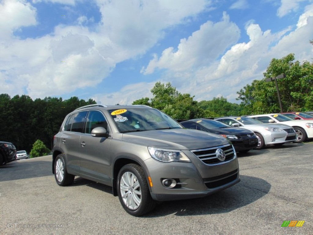 2009 Tiguan SEL 4Motion - Alpine Grey Metallic / Charcoal photo #9