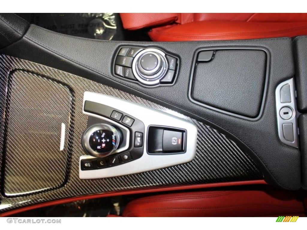 2013 BMW M6 Coupe Controls Photo #104815289