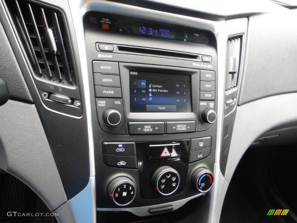 2014 Sonata GLS - Radiant Silver / Gray photo #16